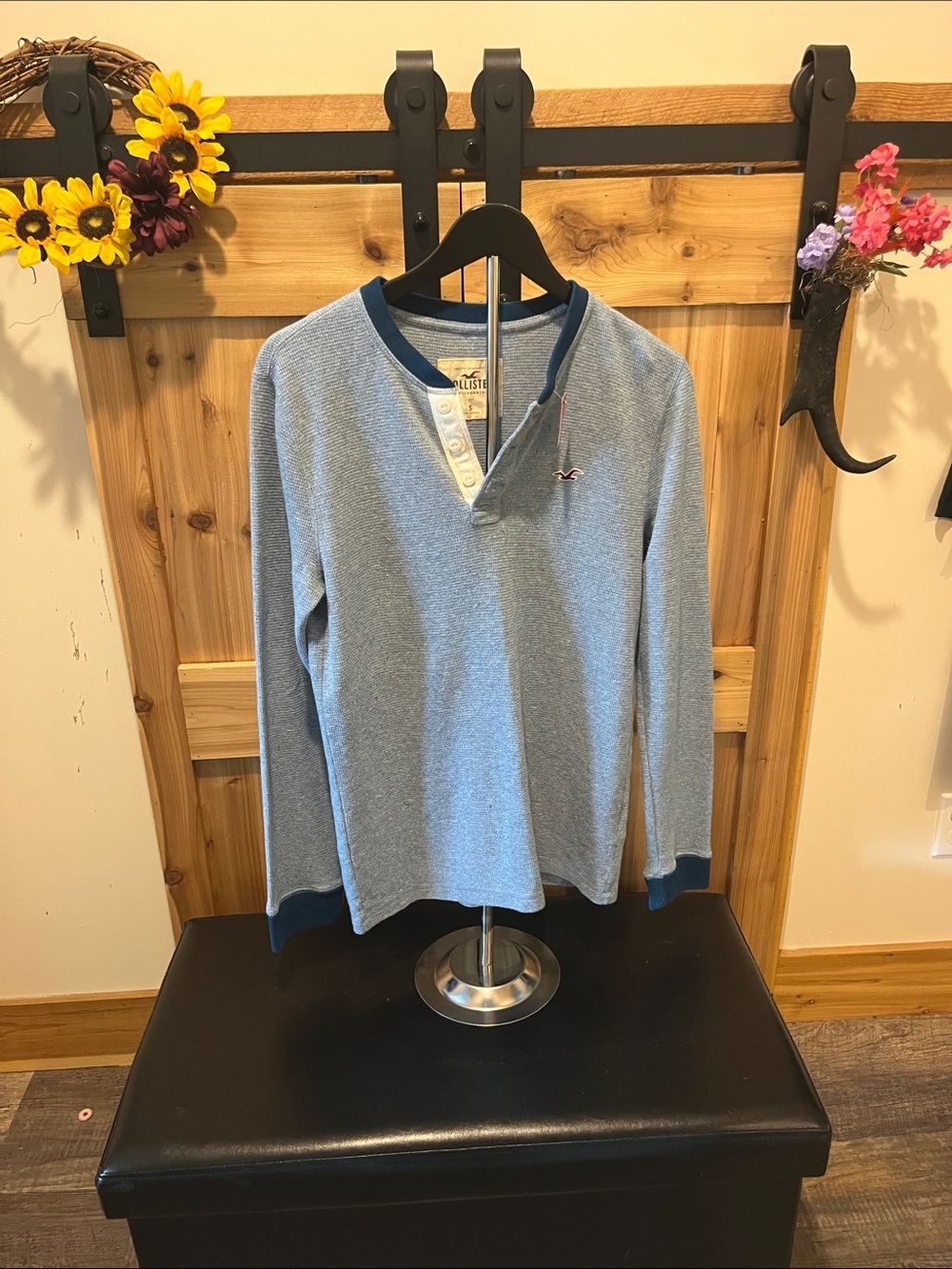 Hollister Heathered Sky Blue Henley with Navy Trim